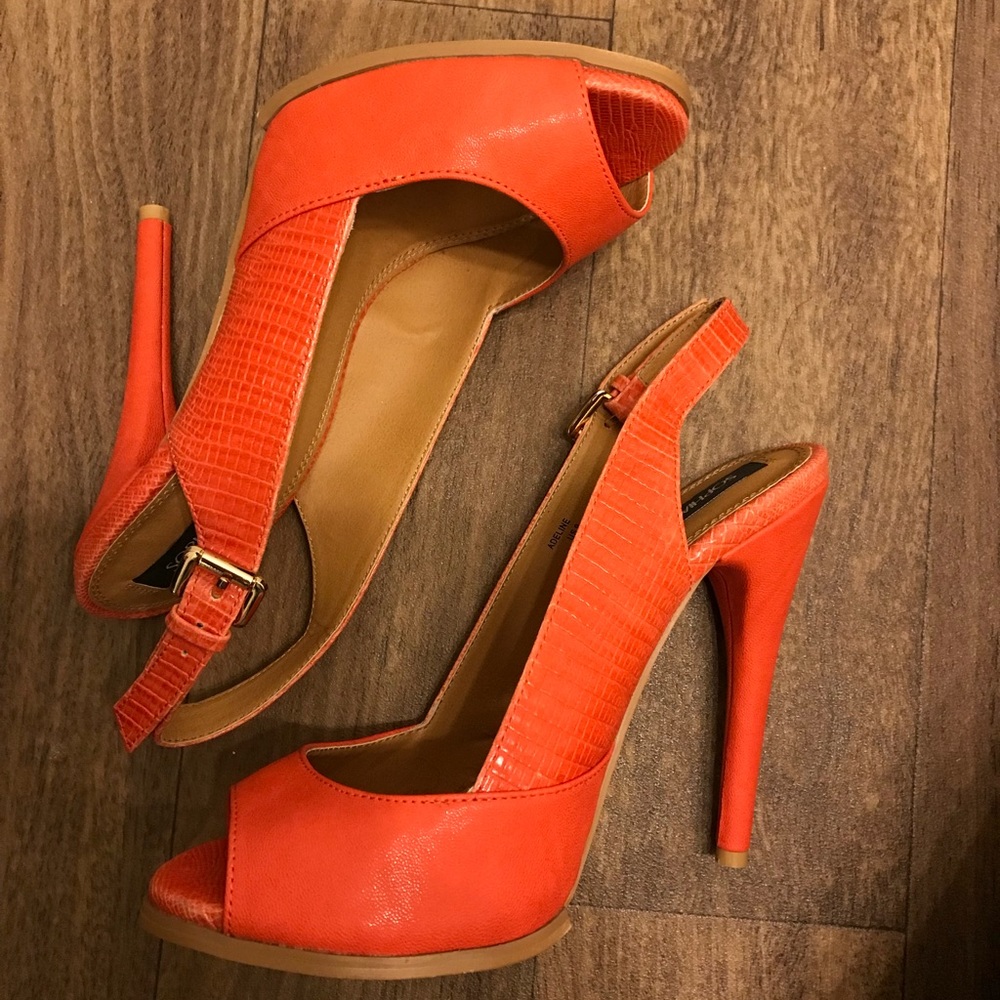 peep toe heels with adjustable straps